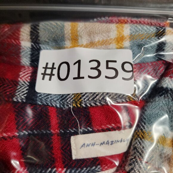 American Eagle Outfitters Shirt Womens Medium Red Plaid Flannel Button Up - Picture 9 of 9